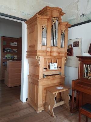 Schleich-Orgel3.jpg
