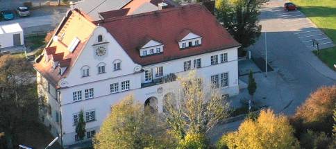 Rathaus-BG.jpg