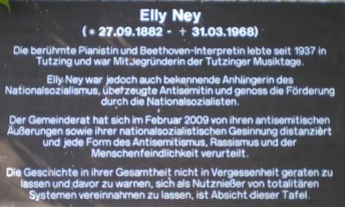 Elly-Ney-3.jpg