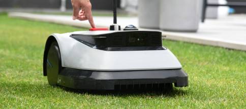 M-hroboter-F-Conny-Kurz-T-V-S-d-AG.jpg