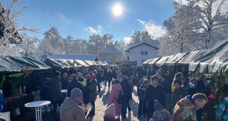 Adventsmarkt-2023-3-F-Werner-Roan.jpg
