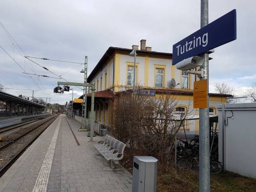 Bahnhof5.jpg