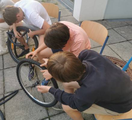 Repair_Fahrrad_2.jpg