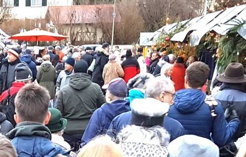Adventsmarkt26a.jpg