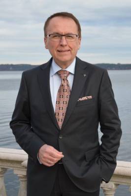 Ev-Ak-1-Udo_Hahn.jpg