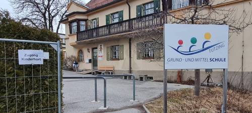 Grund--und-Mittelschule-5.jpg