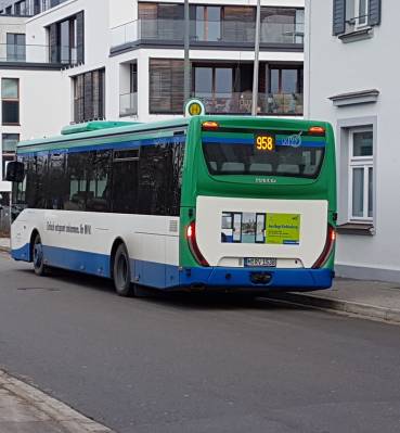-Bushaltestelle5-Bahnhof.jpg