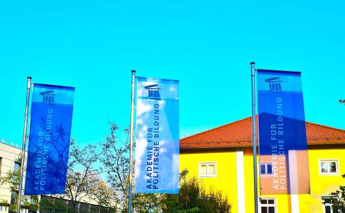 Akademie-pol-9.jpg