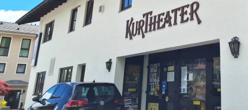 Kurtheater25.jpeg