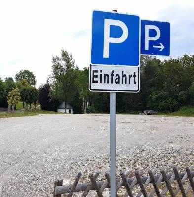 Parkplatz2.jpg